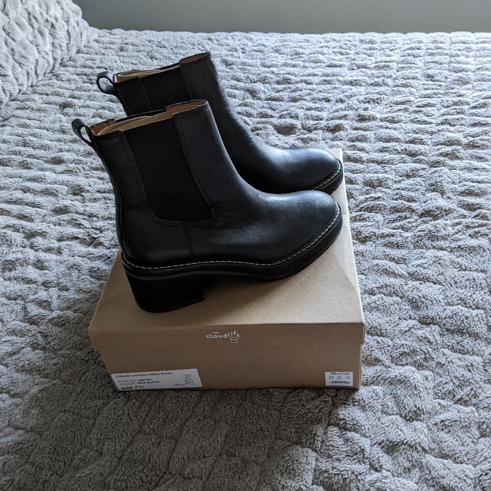 Madewell Chelsea Lugsole Boots